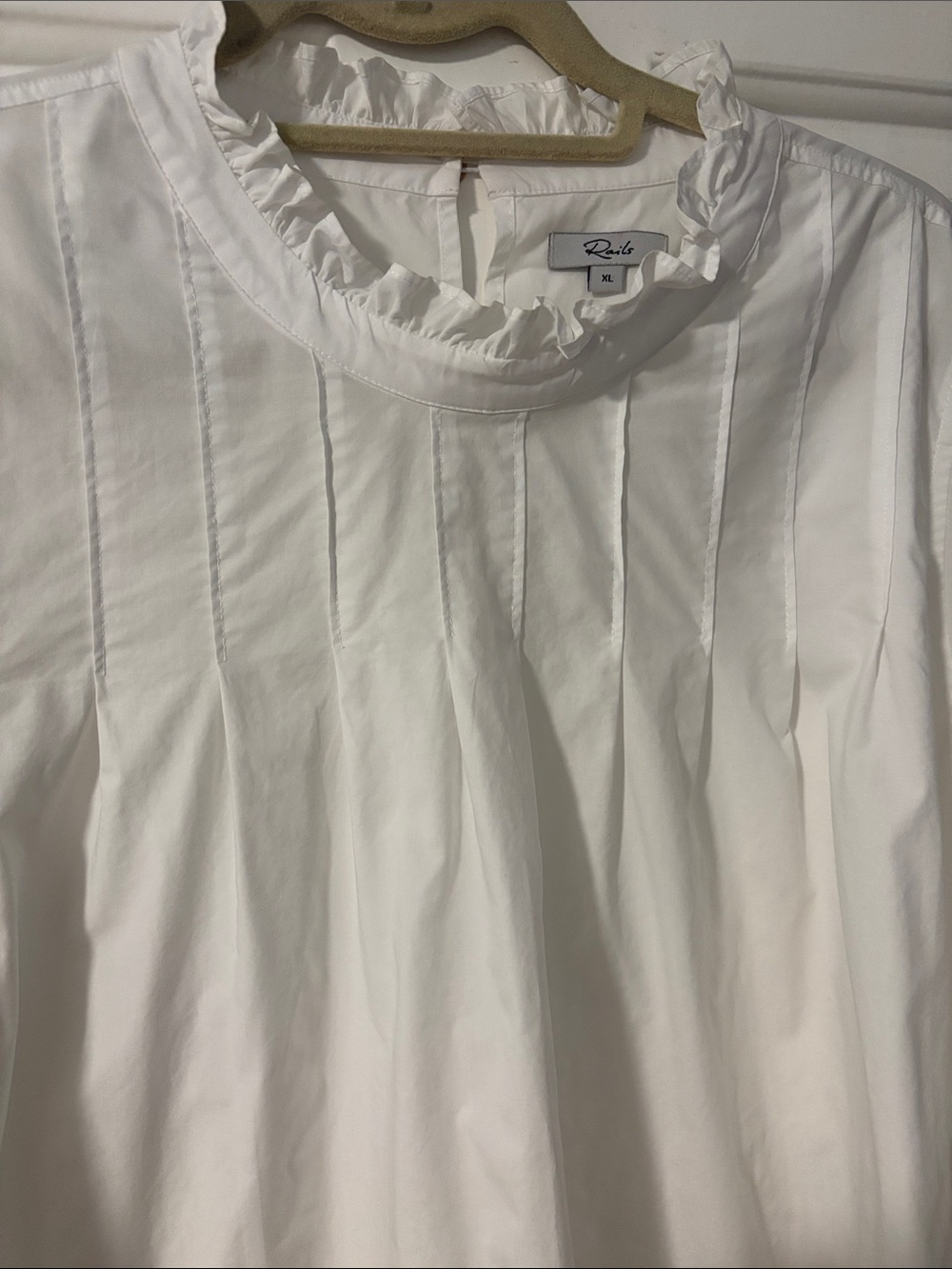 Rails Women’s White Ruffle Neck Pintuck Cotton Top Size XL